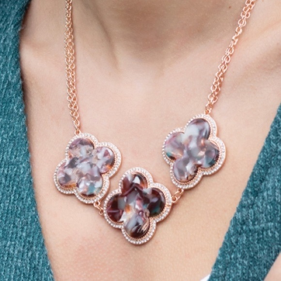 Park Lane Macaroon Necklace Quatrefoils RoseGold - Picture 3 of 12